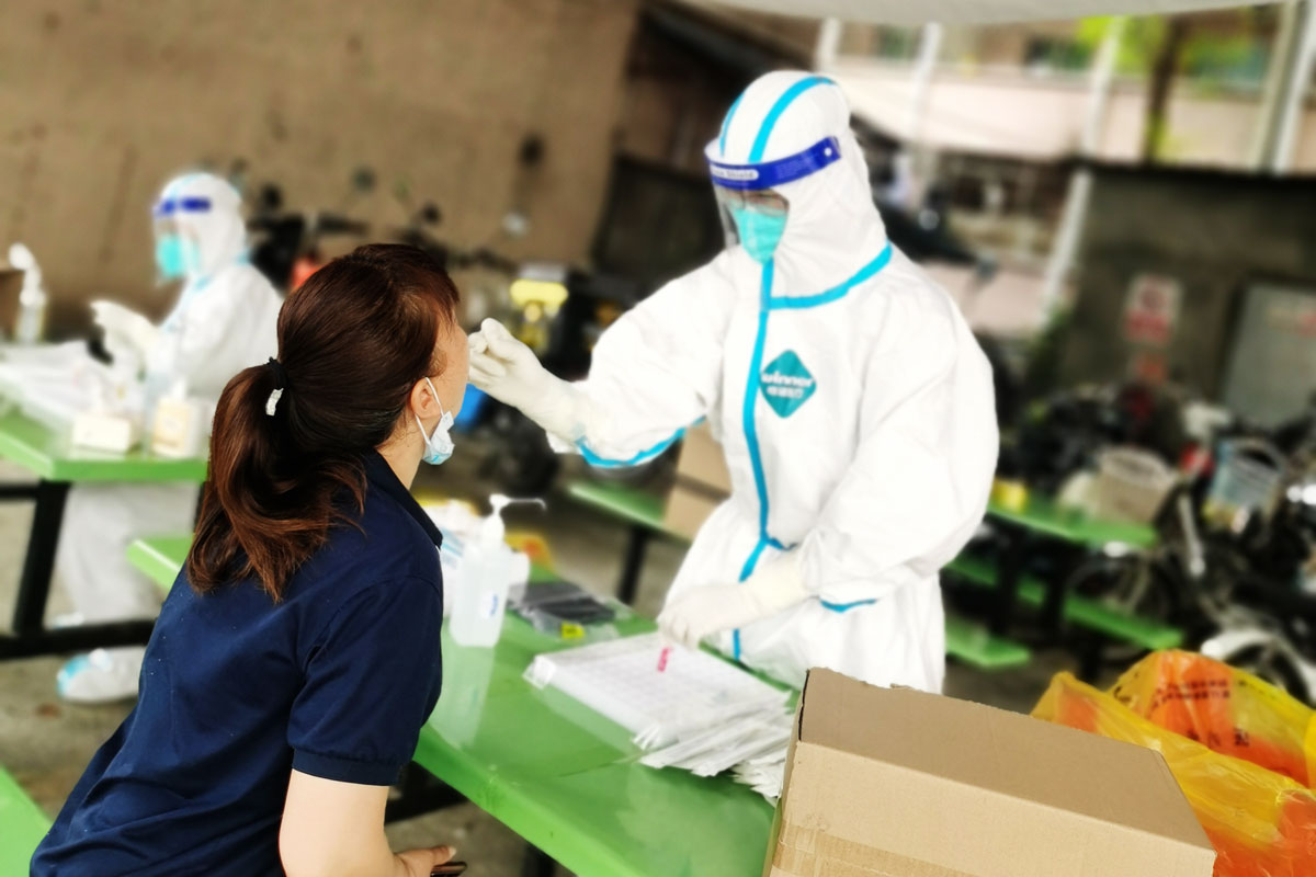 人人参与，同心抗疫！润信环保包装积极组织员工开展核酸检测工作
